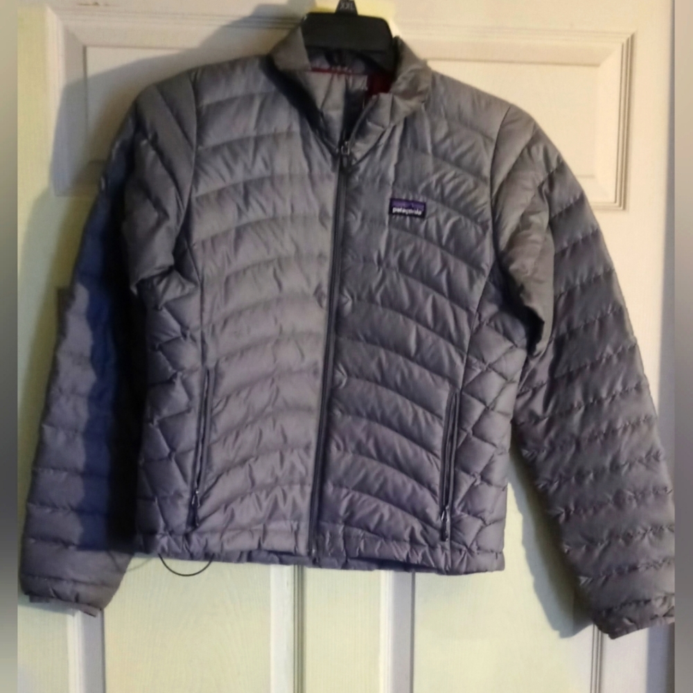 Ladies Grey Patagonia Size Small Jacket
